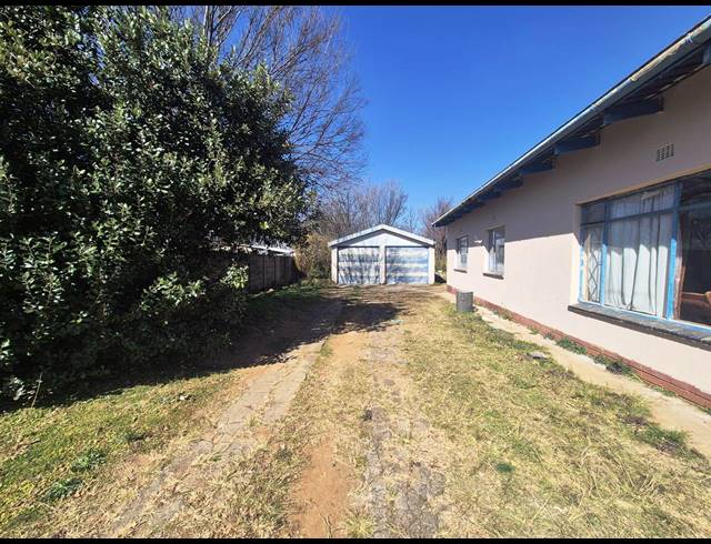 3 BEDROOM HOUSE FOR SALE IN SONLAND PARK